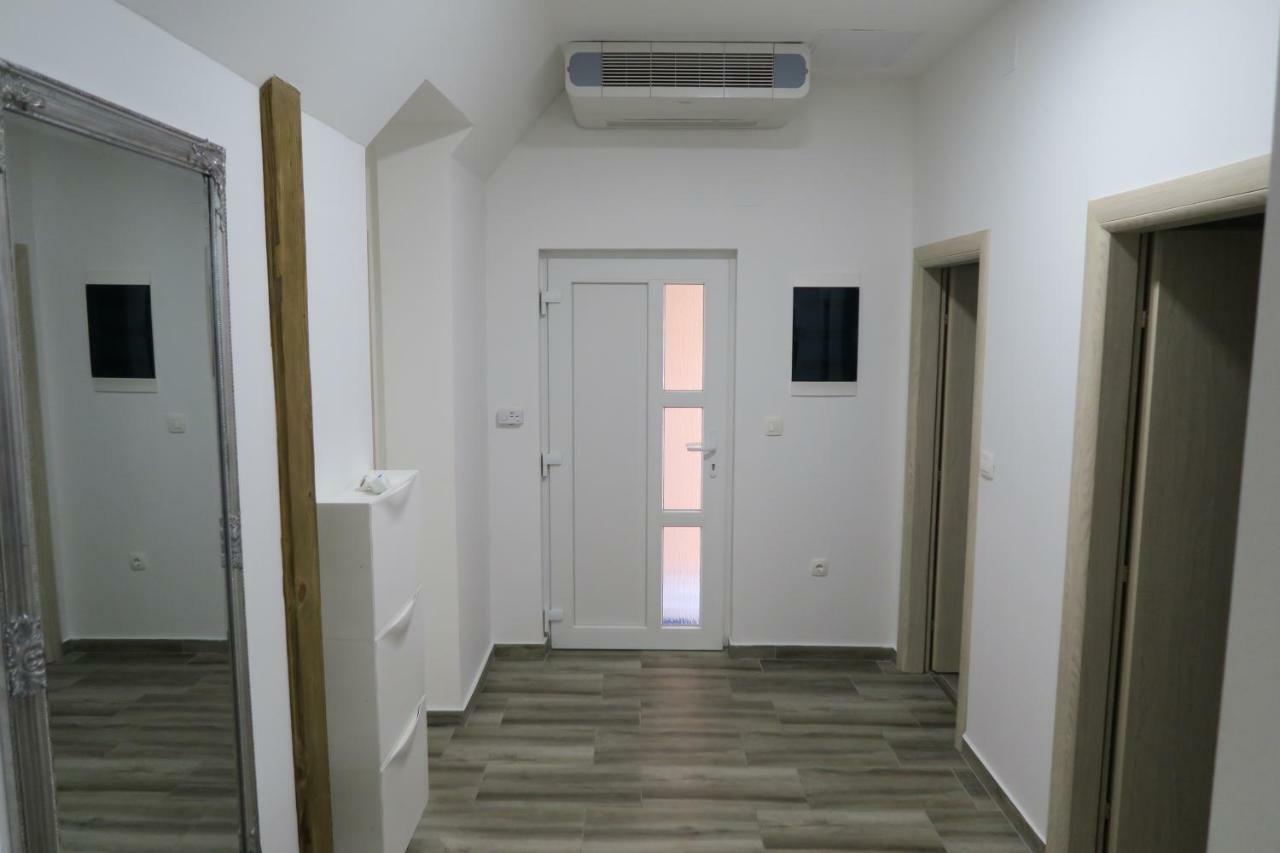 Family Apartment 巴斯卡 外观 照片