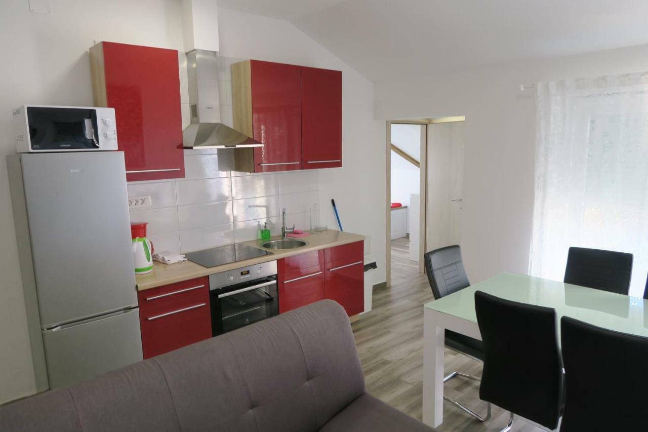 Family Apartment 巴斯卡 外观 照片